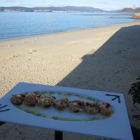 Hotel Restaurante Loureiro Bueu Exteriör bild