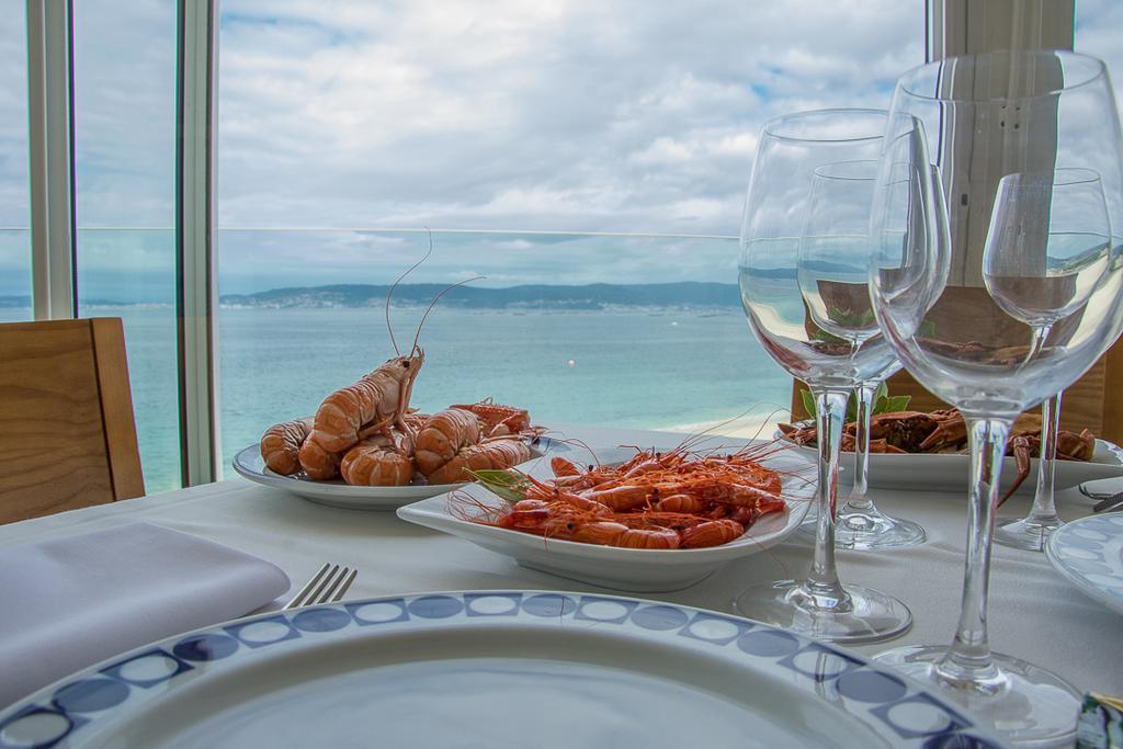 Hotel Restaurante Loureiro Bueu Exteriör bild