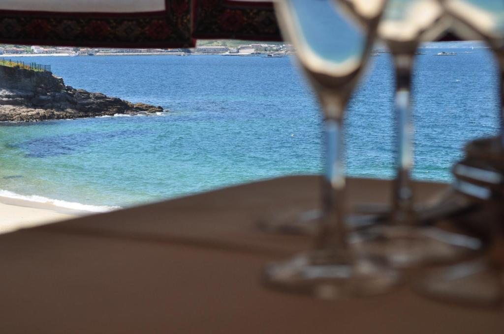Hotel Restaurante Loureiro Bueu Exteriör bild